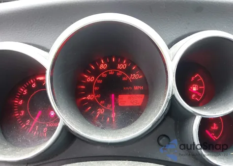 2003 Pontiac Vibe z USA, uszkodzony, nr VIN 5Y2SL62883Z451473